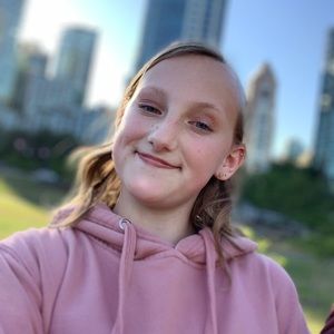 Meet your Posher, Makayla